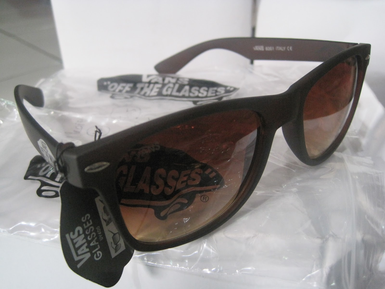 Your eyeglasses online shop jual murah kacamata  VANS  baru 