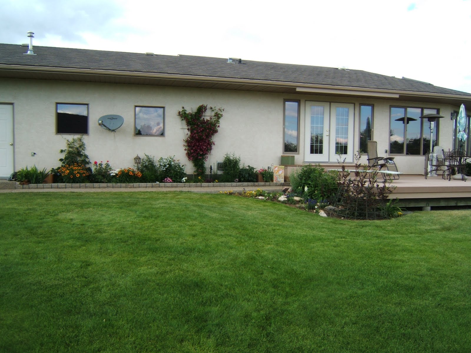 Medicine Hat Acreage for Sale