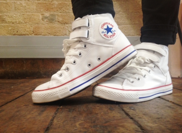 converse with straps