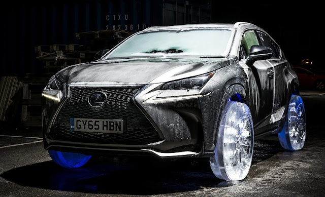 Buz gibi Lexus