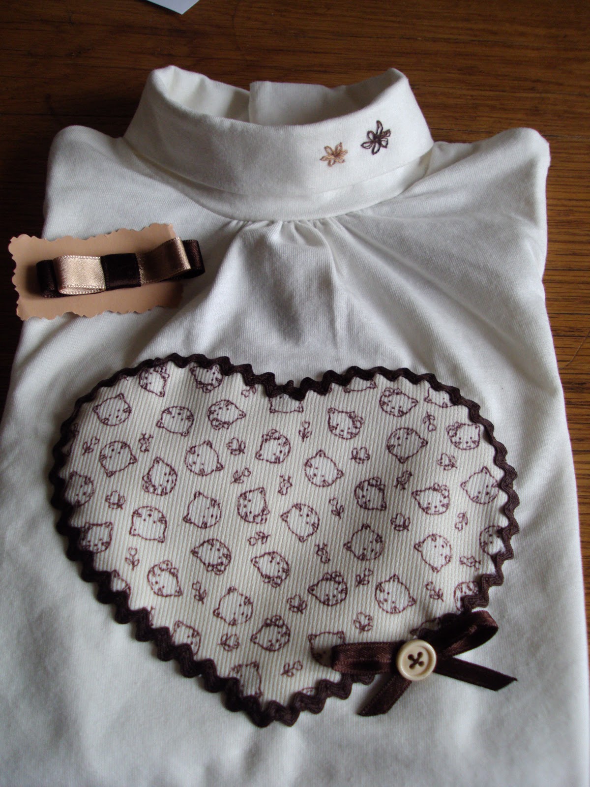 camiseta-corazon-patchwork
