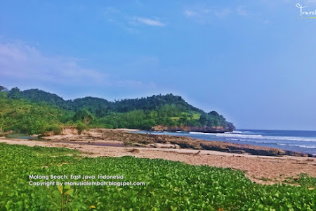 Panorama Pantai Molang Untuk Si Bolang