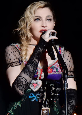 Madonna These Top Stars Believe in Hindu Dharm, Hollywood Buzz