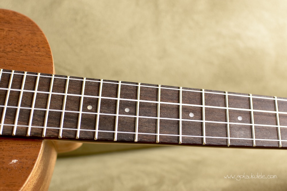 Kmise Carved Cat Concert Ukulele