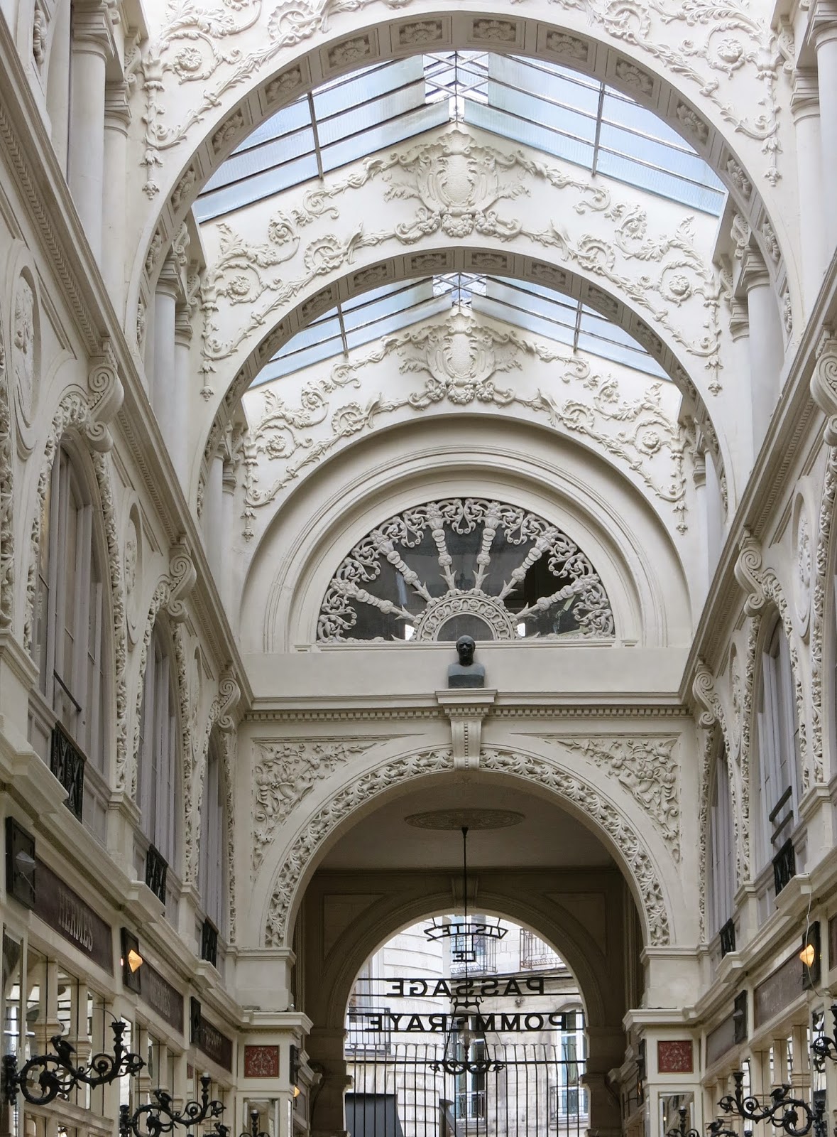 Nantes - Passage Pommeraye Nantes - Passage Pommeraye