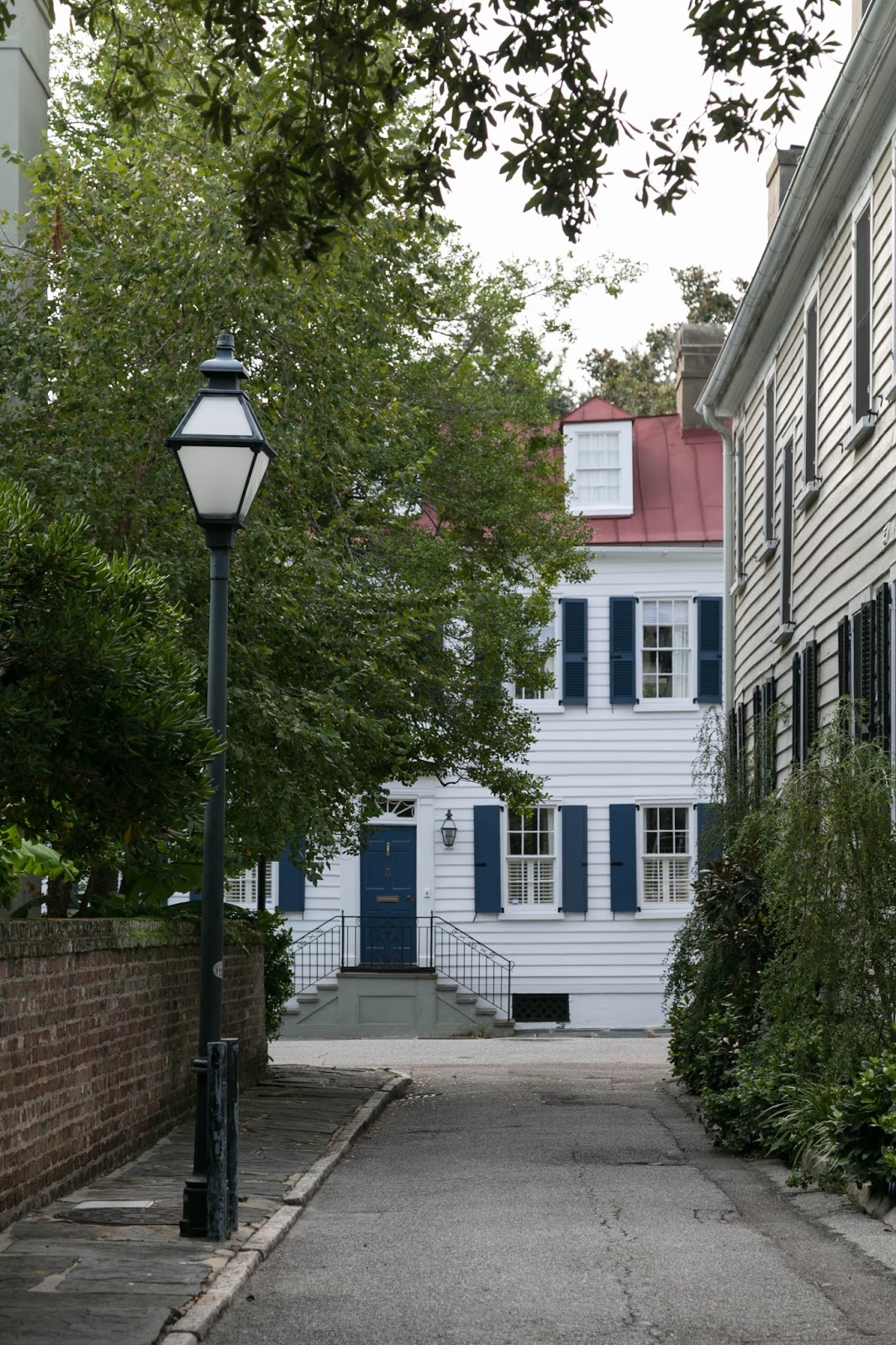 Charleston Daily Photo The end of the alley