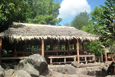 rumah lewokluok NTT rumah lewokluok NTT