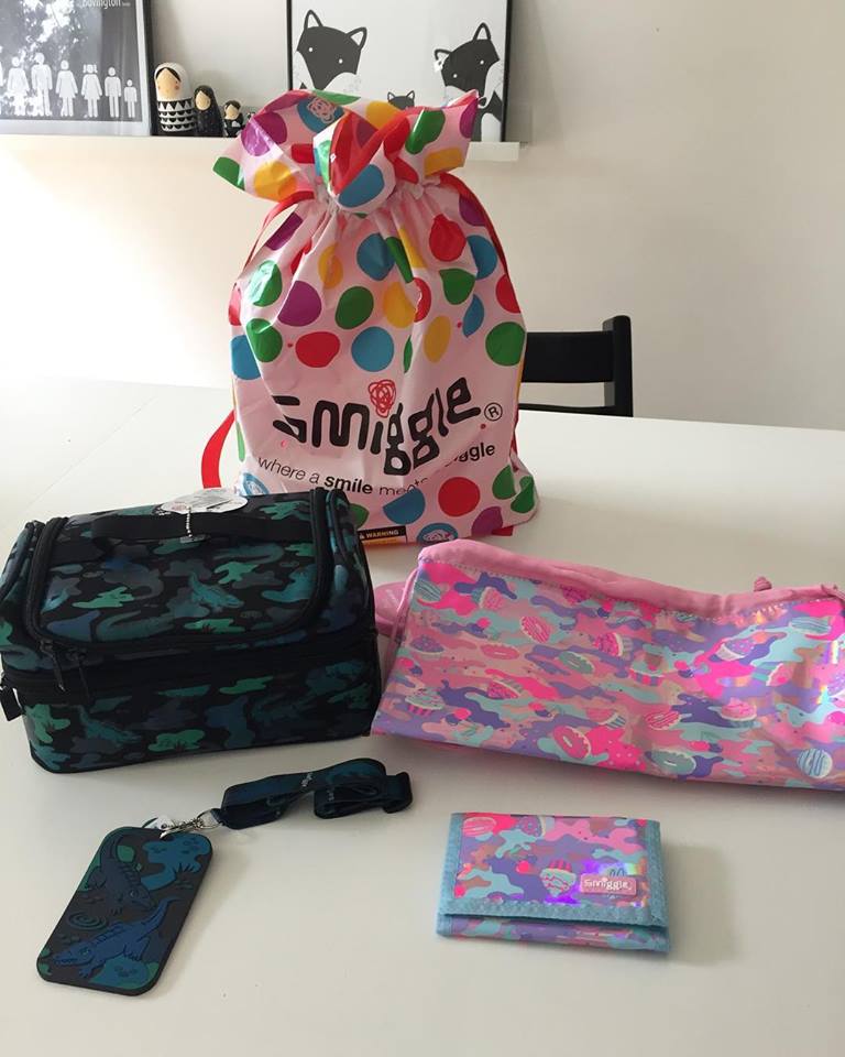smiggle gym bag