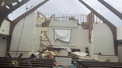 40 Anak Sedang Menyanyi 'Jesus Loves Me'  Saat Tornado Merobek Atap Gereja, Semua Selamat