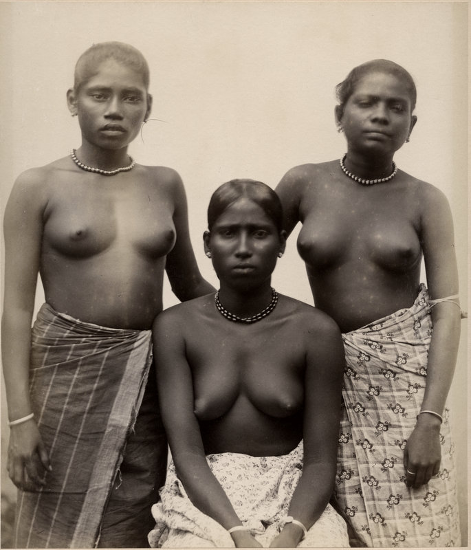 Three Women of Ceylon (Sri Lanka) - Vintage Photograph c1880's.