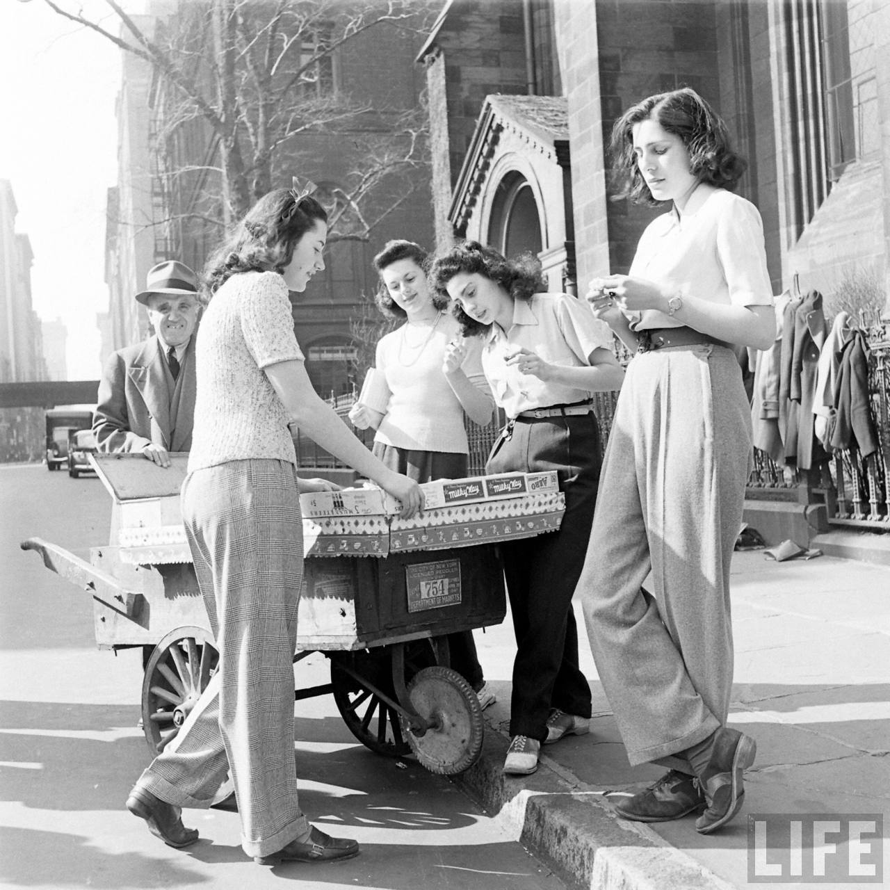Vintage Photos of College Girls in Slacks in the 1940s | Vintage News Daily
