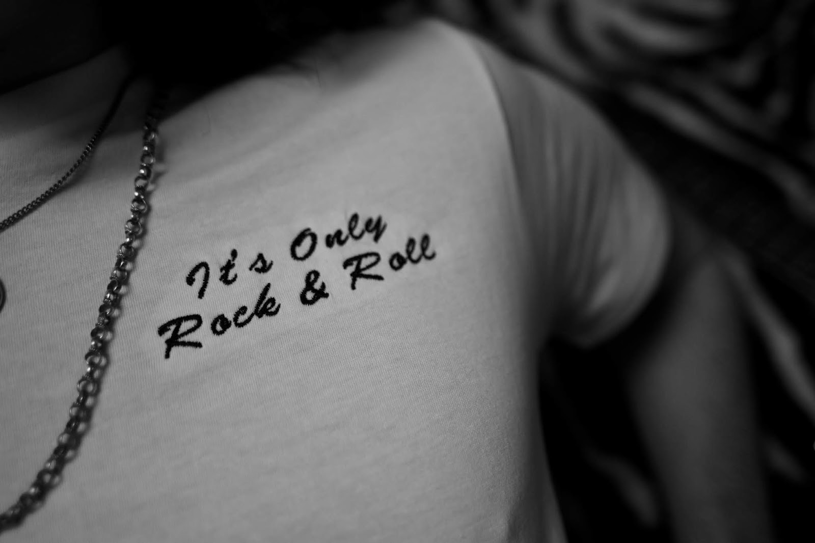 ELECTRIC EYE APPAREL The Unidentified Rocker