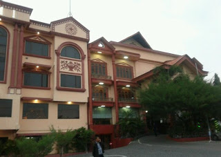 Hotel Utami dekat Bandara Juanda Surabaya | Surabaya Backpacker