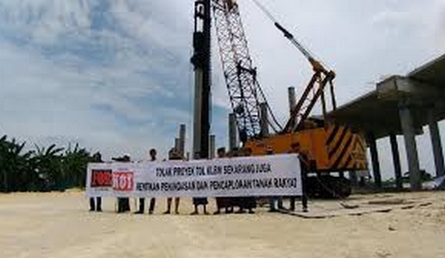 Lahan Belum Dibayar, LSM Demo Proyek Tol Legundi-Gresik 