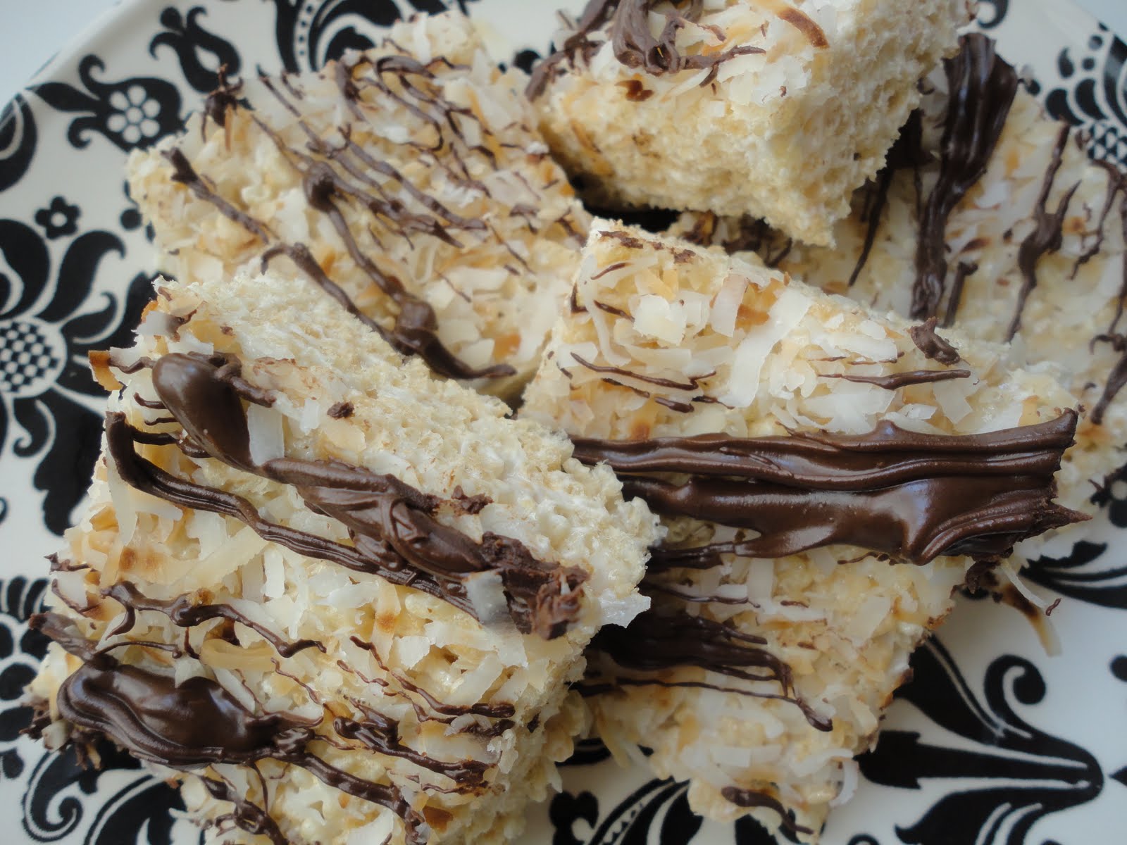 this hungry mama bakes Makeover Coconut Rice Krispie Treats