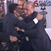 ΣΥΝΕΒΗ ΧΘΕΣ!!!ΠΑΝΙΚΟΣ ΔΗΜΙΟΥΡΓΗΘΗΚΕ ΟΤΑΝ Ο Ρετζέπ Ταγίπ Ερντογάν δέχτηκε «επίθεση αγάπης» κατά τη διάρκεια ομιλίας του!!!ΠΩΣ ΠΕΡΑΣΕ από τον έλεγχο της ασφάλειας;;;Xωρίς κανείς να τον εμποδίσει;;;ΧΘΕΣΙΝΟ ΒΙΝΤΕΟ!!!