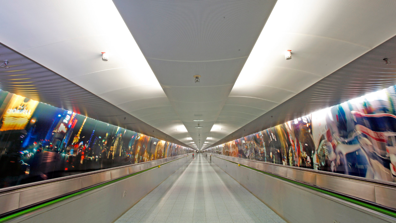 bandara internasional dengan karya seni memukau bandara internasional dengan karya seni memukau