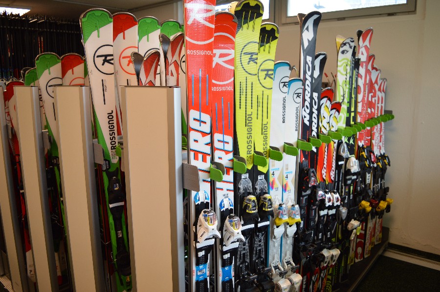 Noleggio sci a Folgaria, ecco la qualità e i prodotti di Folgaria Ski