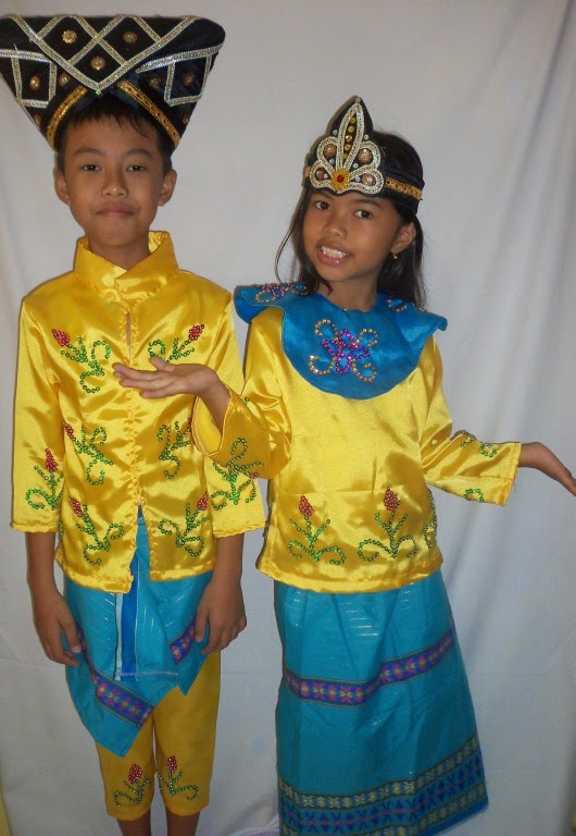 BA 029 Baju  adat  Sulawesi Selatan