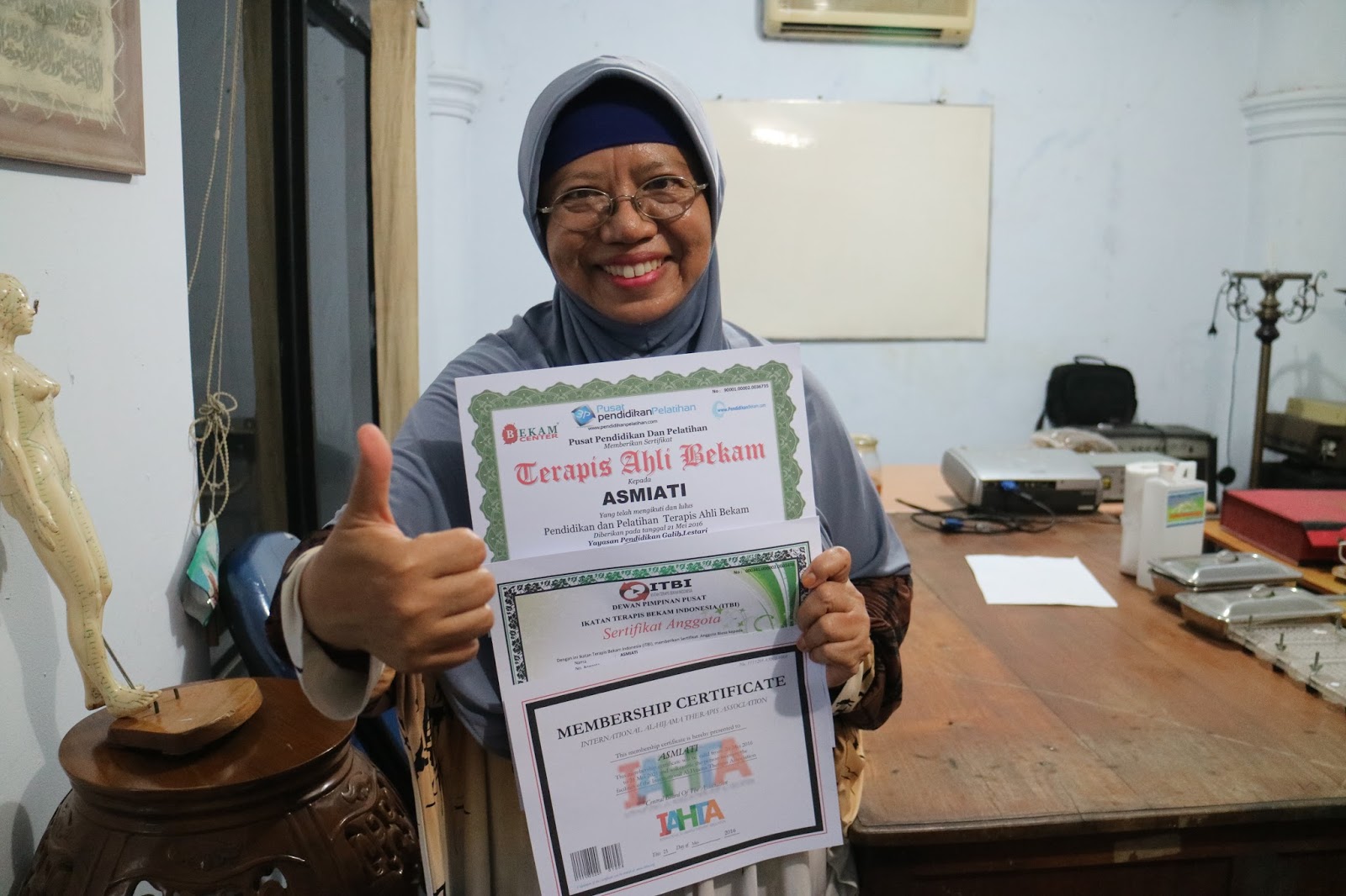 ASMIATI NEGLASARI TANGERANG BANTEN Ikatan Terapis Bekam Indonesia