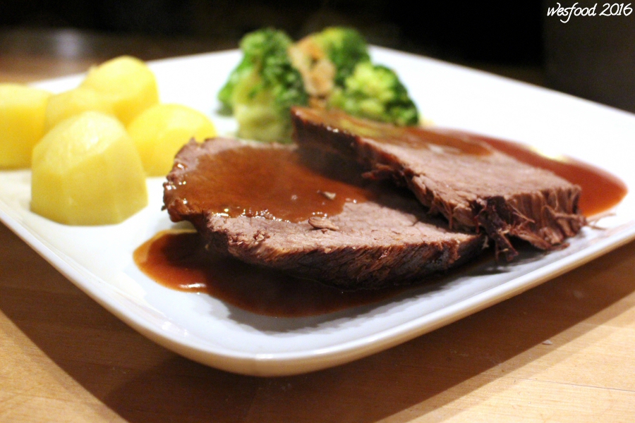 WesFood - Herr Westerhausen kocht ...: Rinderschmorbraten in Rotweinsauce