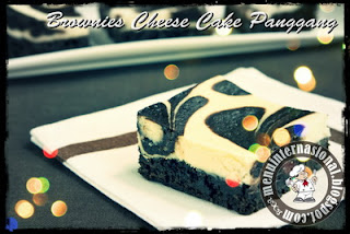  Kue Brownies merupakan penganan yang dibentuk dengan cara dipanggang atau di kukus atau b Cara Menciptakan Brownies Cheese Cake Panggang Istimewa