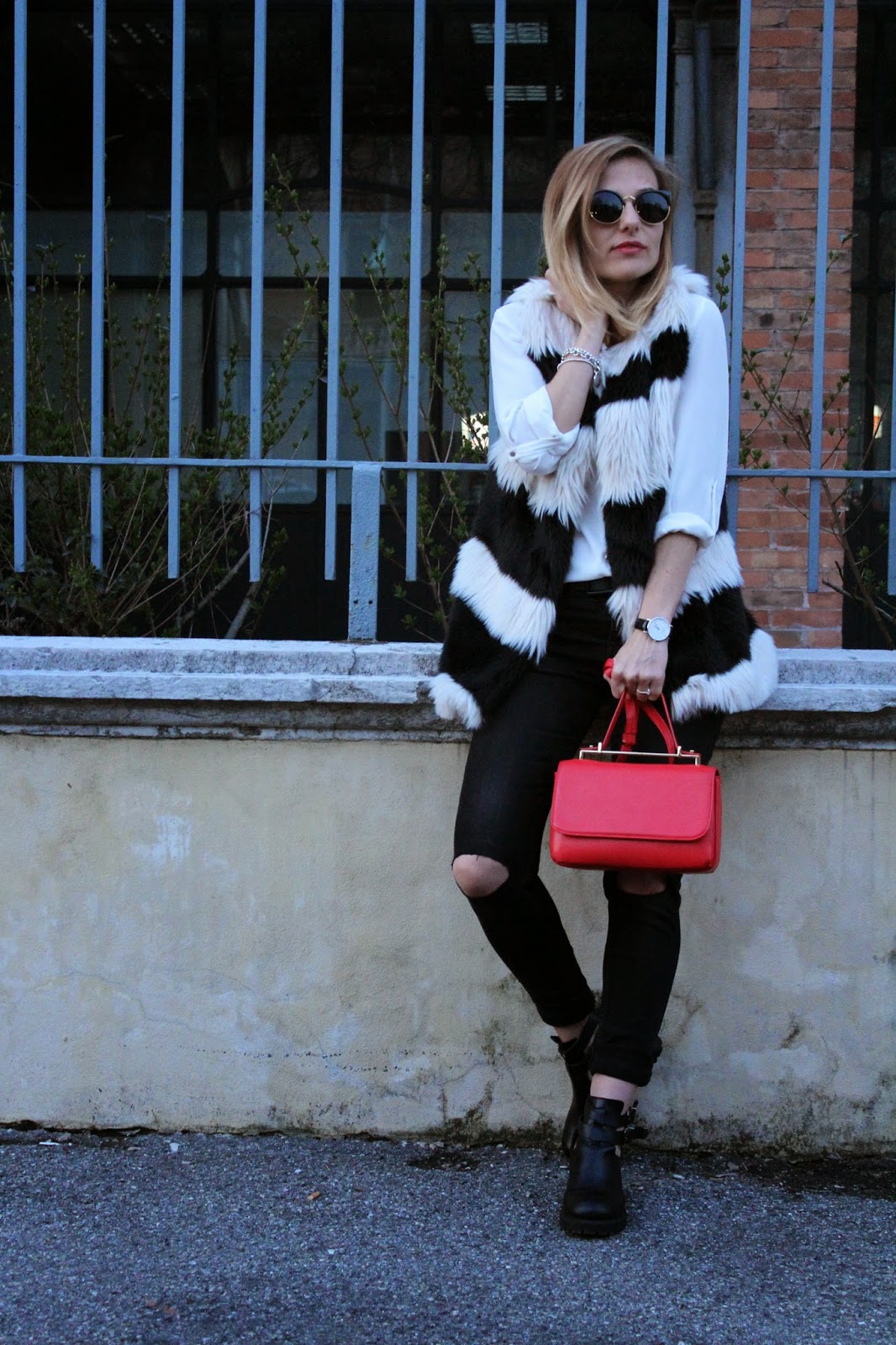 Eniwhere Fashion - Outfit Vinitaly 2015 - Faux fux black and white
