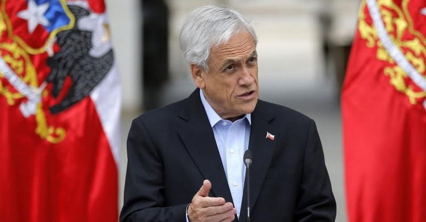 Ordenan a ministros poner cargos a disposición a pedido de Sebastián Piñera, tras estallidos social en Chile Ordenan a ministros poner cargos a disposición a pedido de Sebastián Piñera, tras estallidos social en Chile