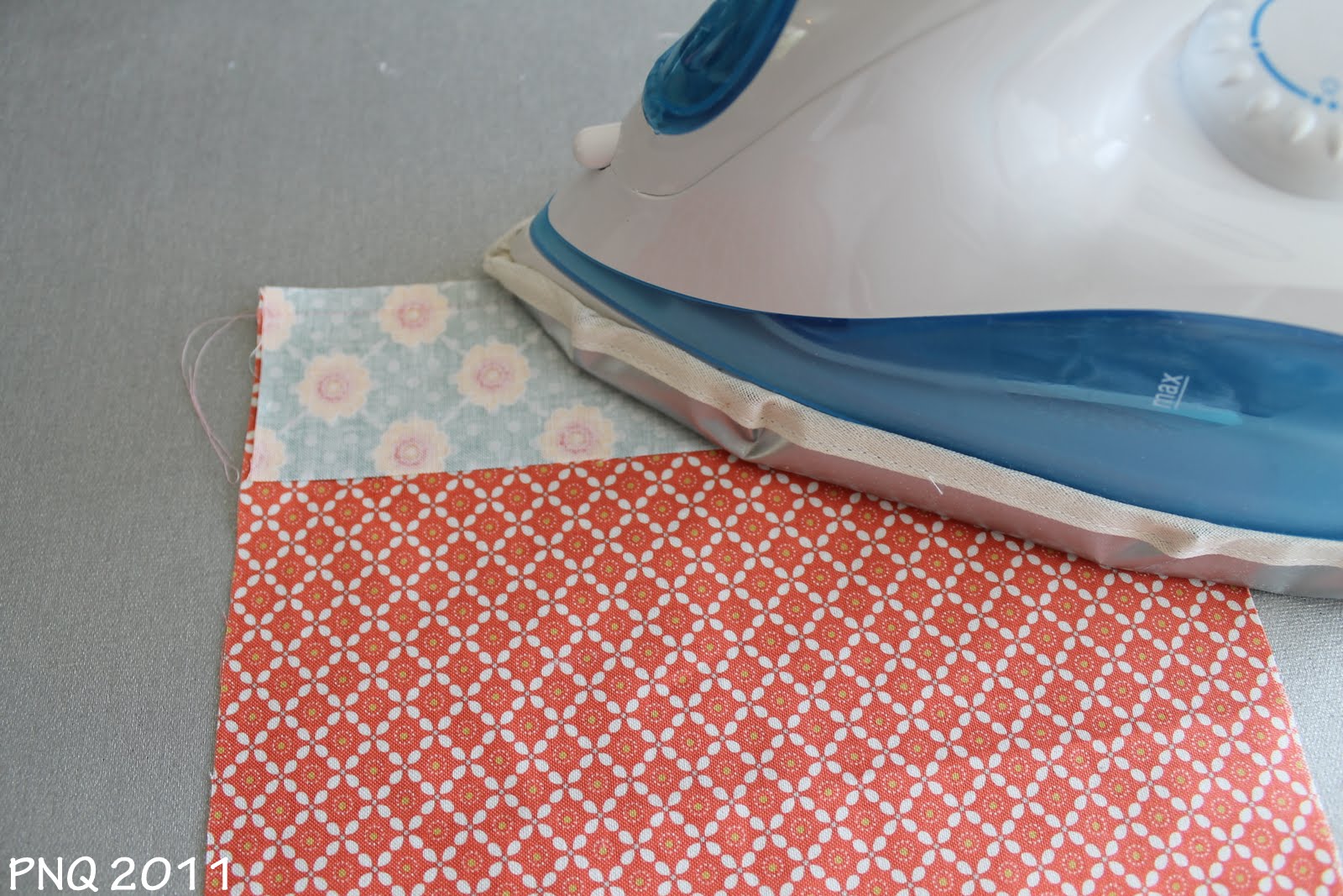 Piece N Quilt How to properly attach a border or sashing on a quilt {a free tutorial}