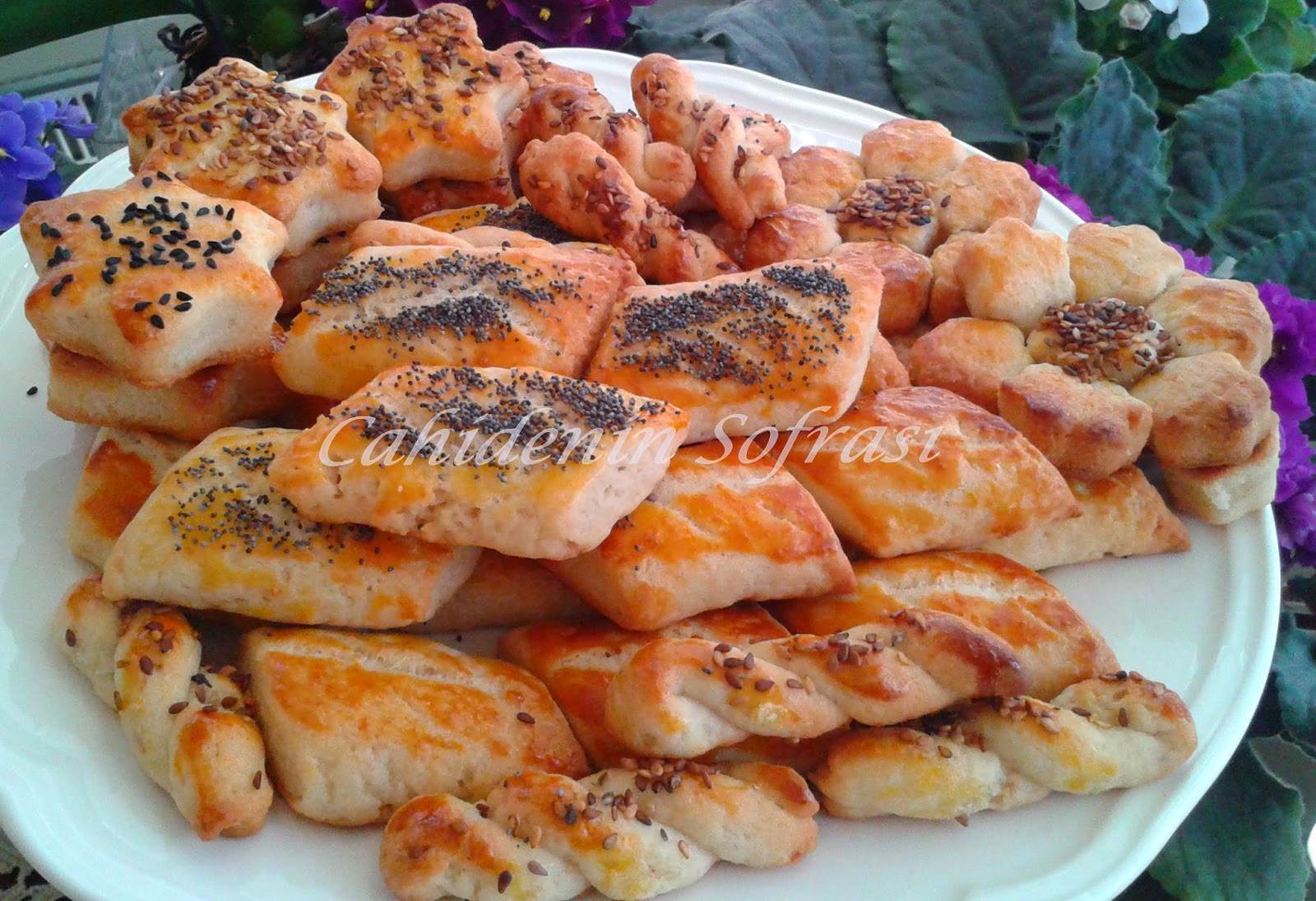 Cahide�nin Sofrası tuzlu kurabiye