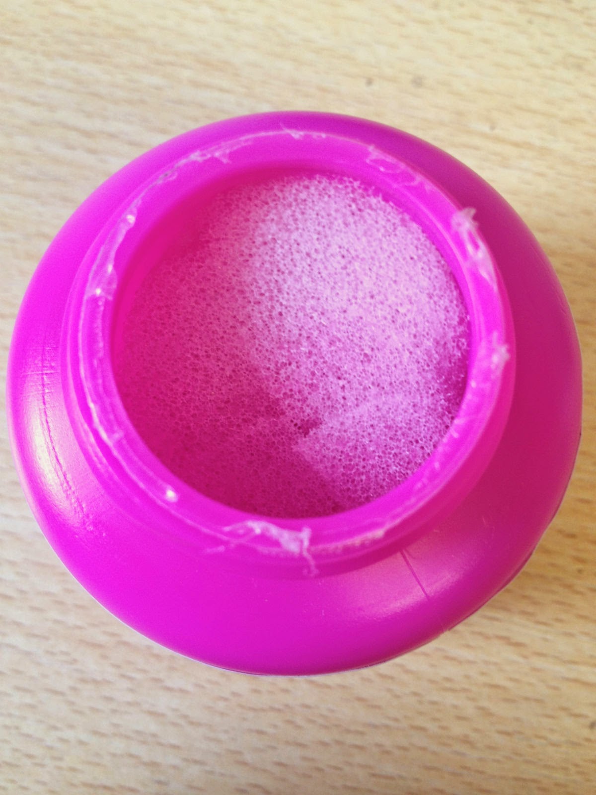 Beauty and Lifestyle Blog Bourjois Magic Nail Polish Remover Dupe