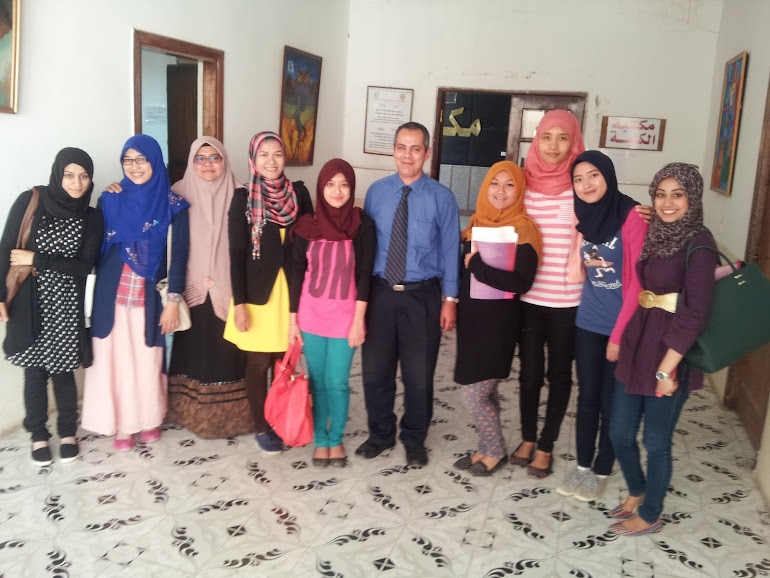 Dr. Alaa Mosbah with medical students