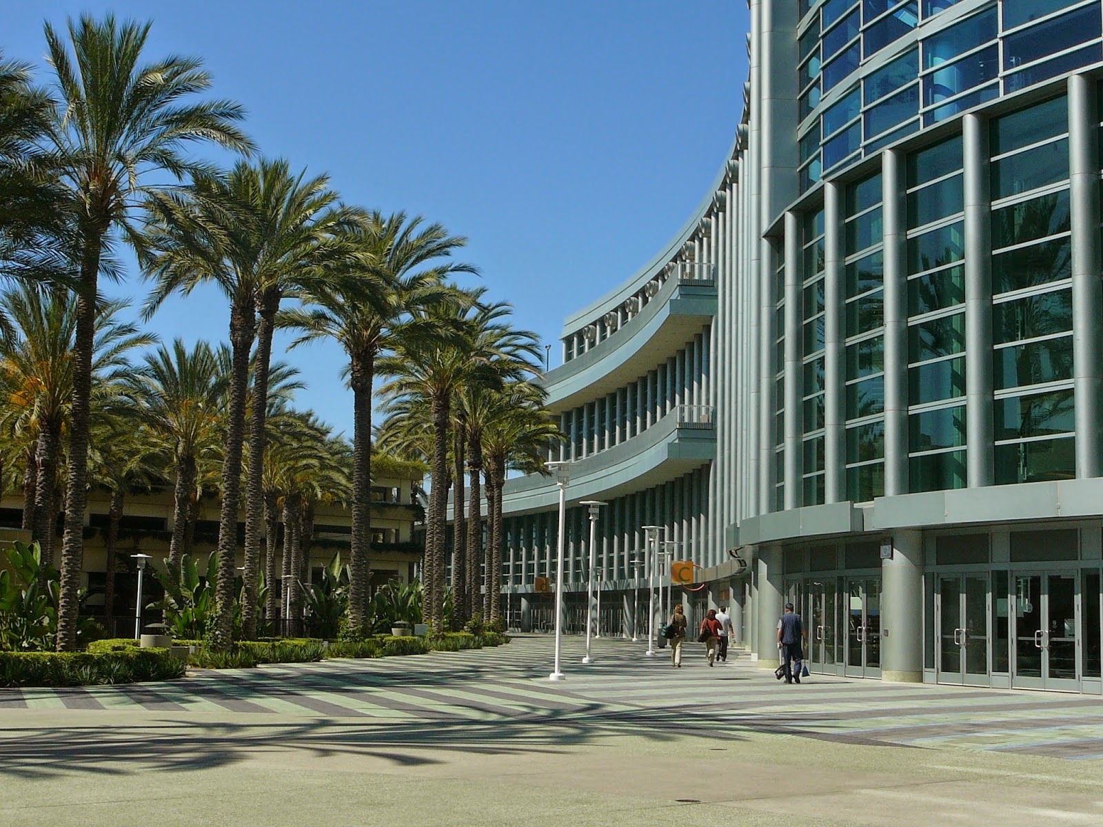 orange-county-structure-anaheim-convention-center-is-a-major-center-of
