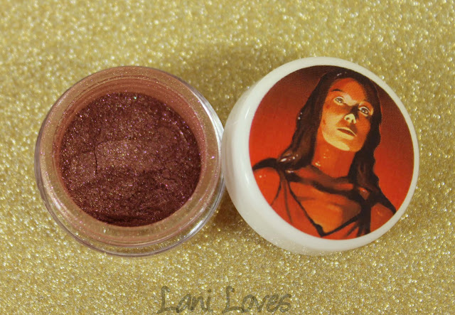 Darling Girl Prom Queen eyeshadow swatches & review