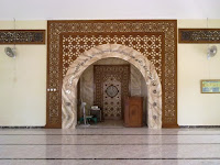 http://www.kaligrafi79.com/kaligrafi-masjid/kaligrafi-ukir/