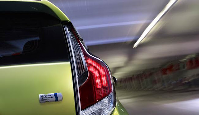 2016 Toyota Prius C Specifications 2016 Toyota Prius C Specifications