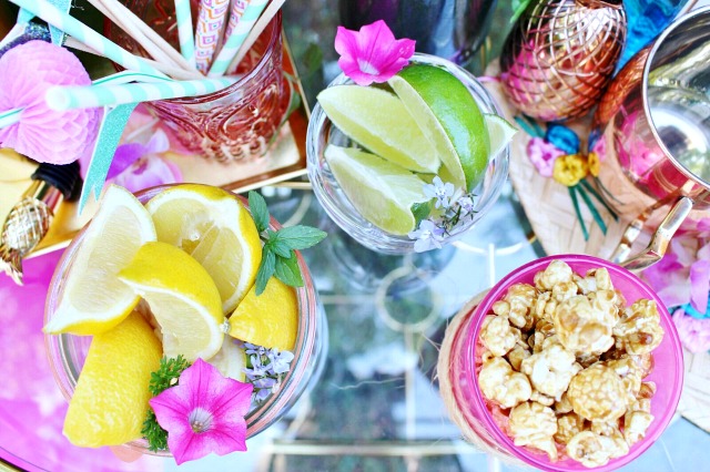 Summer Blogger Toronto Pool Party- Entertaining tips, flamingo floats, crudite platter, green juice popsicle 