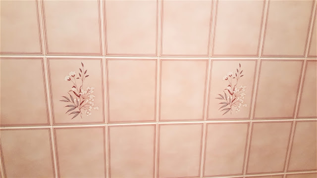 What to do with a bathroom you hate when the reno has to wait - pink tile 2 www.BoHoHome.com @bohosusan