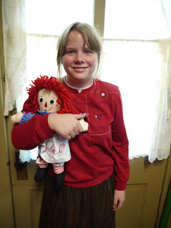 Giveaway Lady: Raggedy Ann Review & Giveaway!