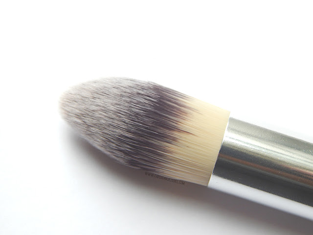 Crown Brush Palette and Brush Review
