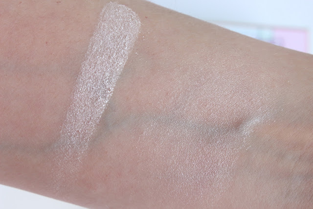 Becca Shimmering Skin Perfector Pressed Pearl