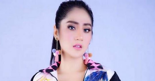 Lirik Lagu Bella Nova Rumput Tetangga Lirik Gue