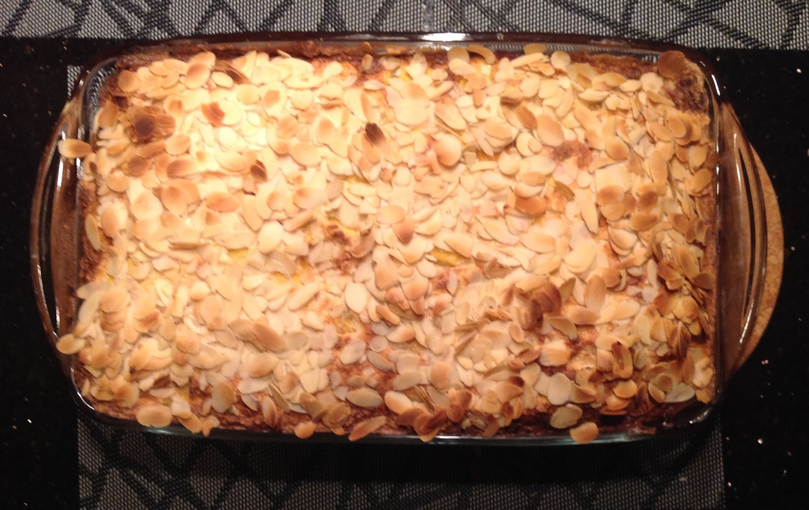 Wessels low carb Welt: Quarkauflauf mit Kaki und Mandelplättchen