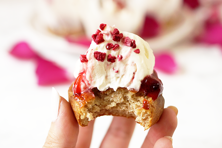 healthy-clean-eating-raspberry-cupcakes-recipe