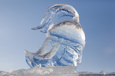Un sauna de hielo construido en Rusia. Un sauna de hielo construido en Rusia.