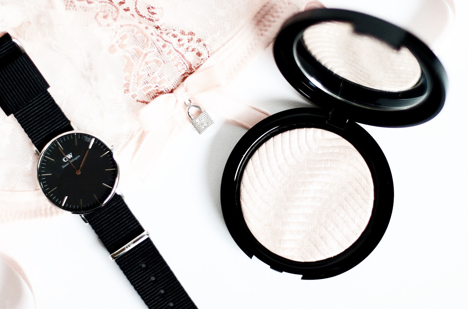 make up for ever mufe pro light fusion enlumineur avis test swatch
