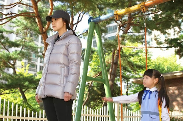 Korean Drama Series, The Strange Housekeeper, Park Bo Nyuh, Choi Ji Woo, Lee Sung Jae, family drama