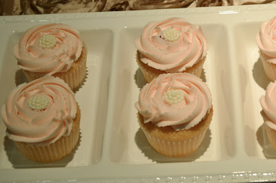 Sweet Cakes by Rebecca - Rosette swirled champagne cupcakes