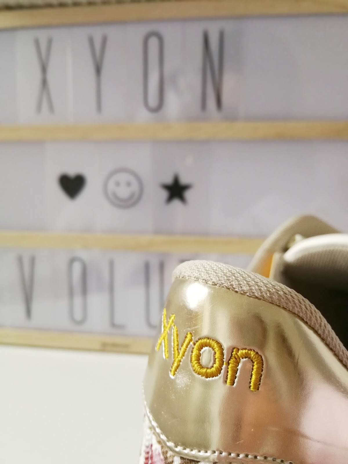 xyon revolution sneakers