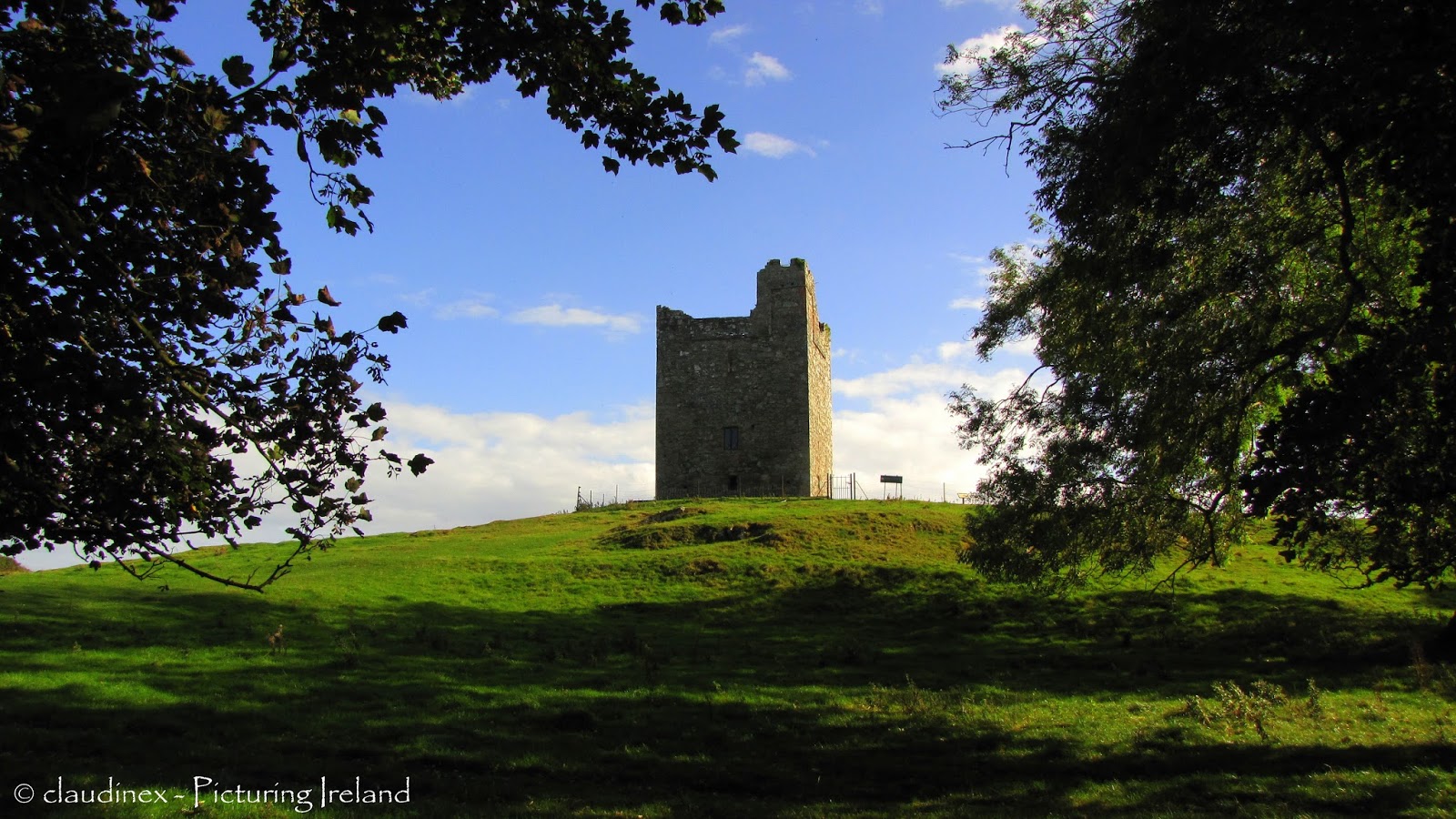 Picturing Ireland Audley's Castle, Strangford Lough, Co. Down